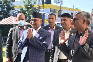 एमाले संसदीय दलको बैठक बस्दै